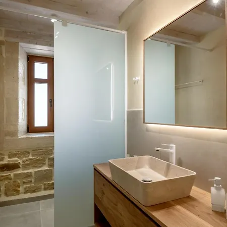 Pileas Villa, A Supreme Retreat By The βeach, By Thinkvilla * Pigianos Kampos (Crete)