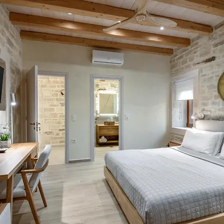 Pileas Villa, A Supreme Retreat By The βeach, By Thinkvilla * Pigianos Kampos (Crete)