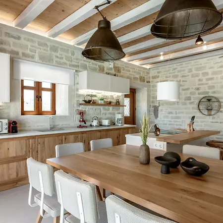 Pileas Villa, A Supreme Retreat By The βeach, By Thinkvilla * Pigianos Kampos (Crete)
