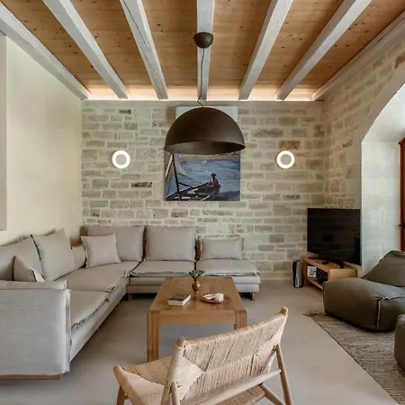 Villa Pileas Villa, A Supreme Retreat By The βeach, By Thinkvilla *
