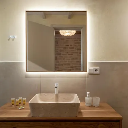 Pileas Villa, A Supreme Retreat By The βeach, By Thinkvilla * Pigianos Kampos (Crete)